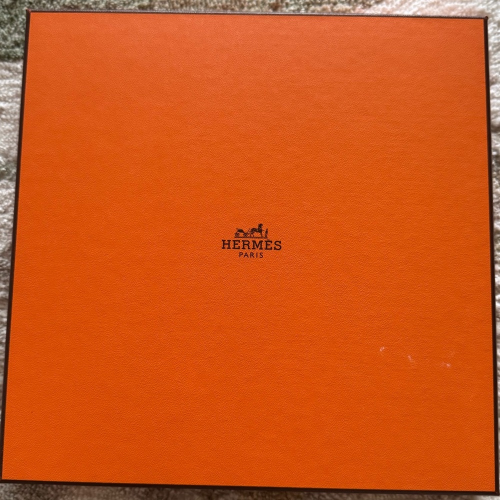 Hermes Orange Box